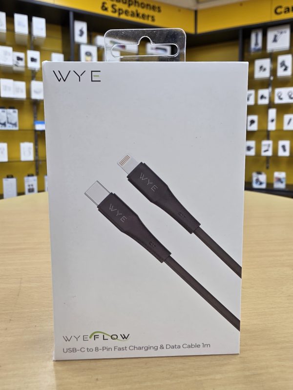 20251017_112650 WYE FLOW USB-C to 8-Pin Fast Charging & Data Cable 1m