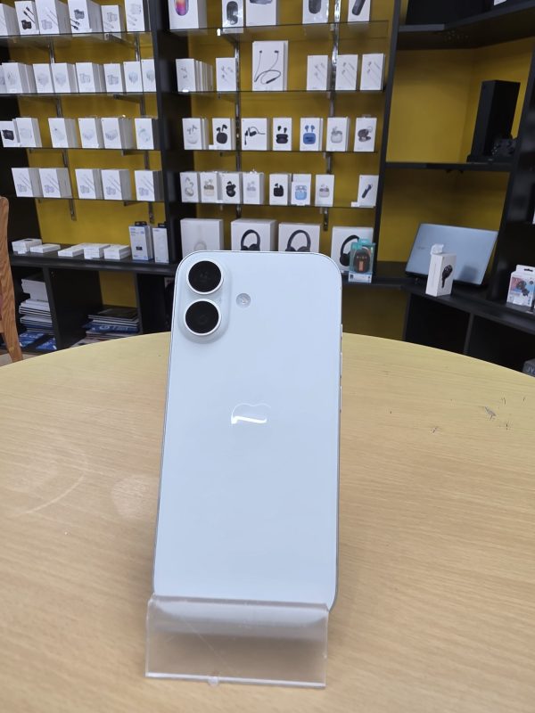 Refurb iPhone 16 Taunton White 128GB Refurb iPhone 16 Taunton White 128GB Apple smartphone fully tested
