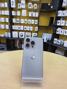 Refurb iPhone 15 Pro Taunton Black 128GB Apple smartphone fully tested