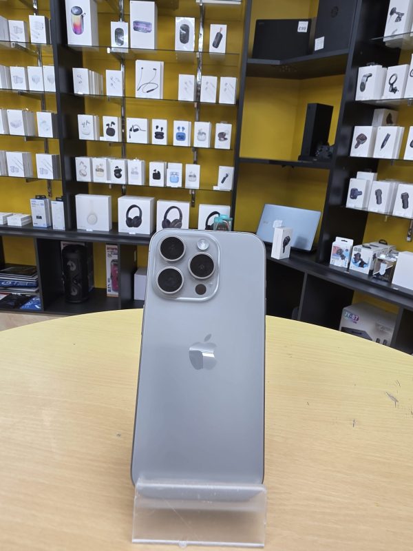 Refurb iPhone 15 Pro Taunton Black 128GB Apple smartphone fully tested