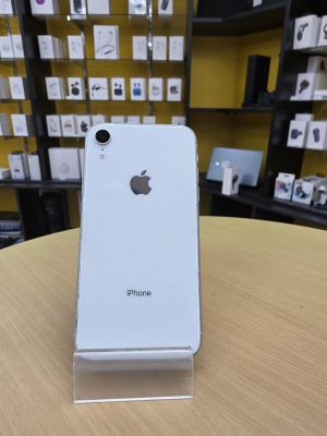 iPhone XR/White/64gb